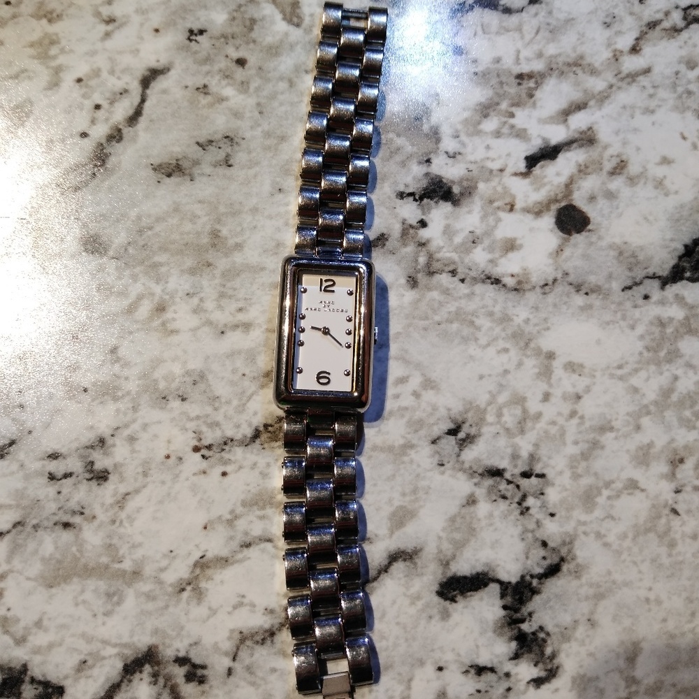 🔥Women's Marc by Marc Jacobs Watch🔥 - Picture 5 of 5